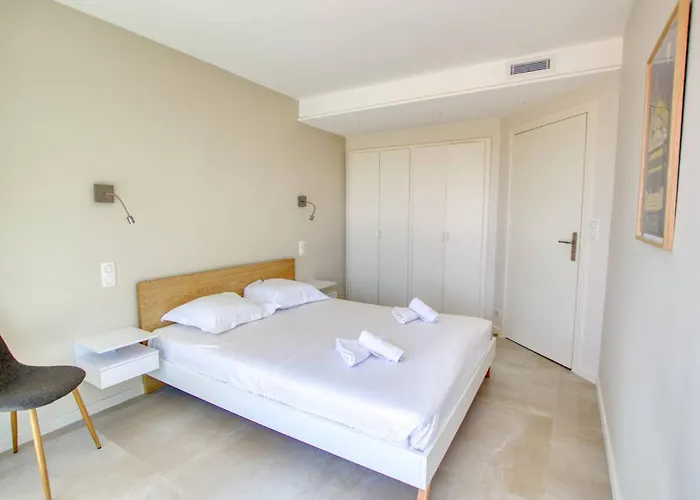 Duplex Vieil 3 Parking Avec Vue Wifi - Limestay Antibes